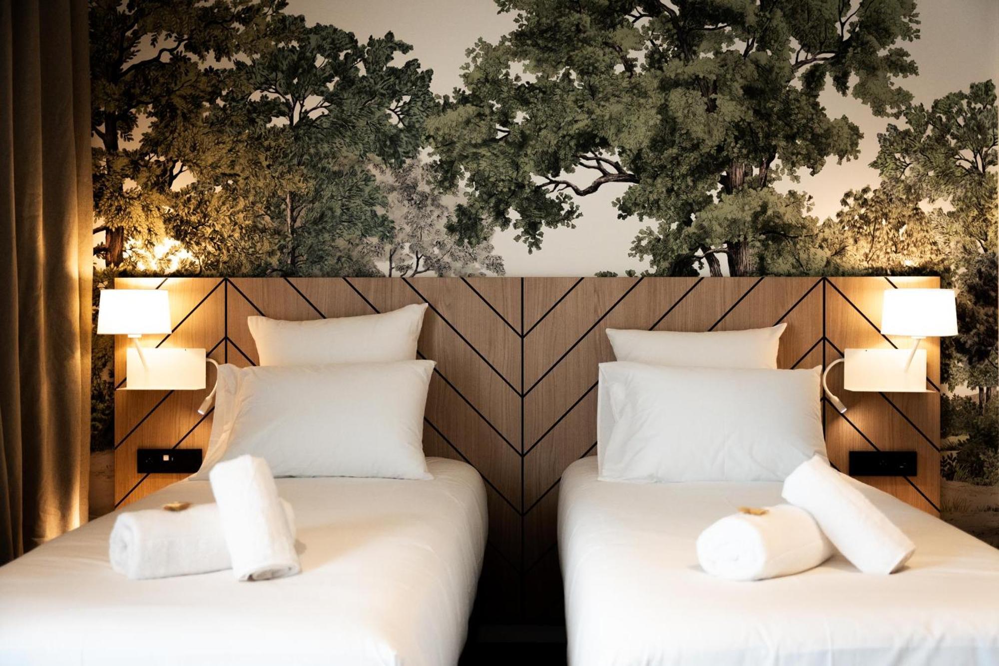 Bo Hotels Ambronay Cameră foto